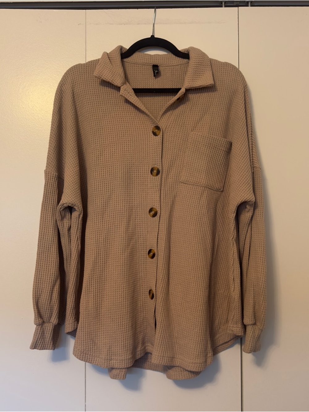 ✨5 for $25✨ Taupe Waffle Knit Button Down Top